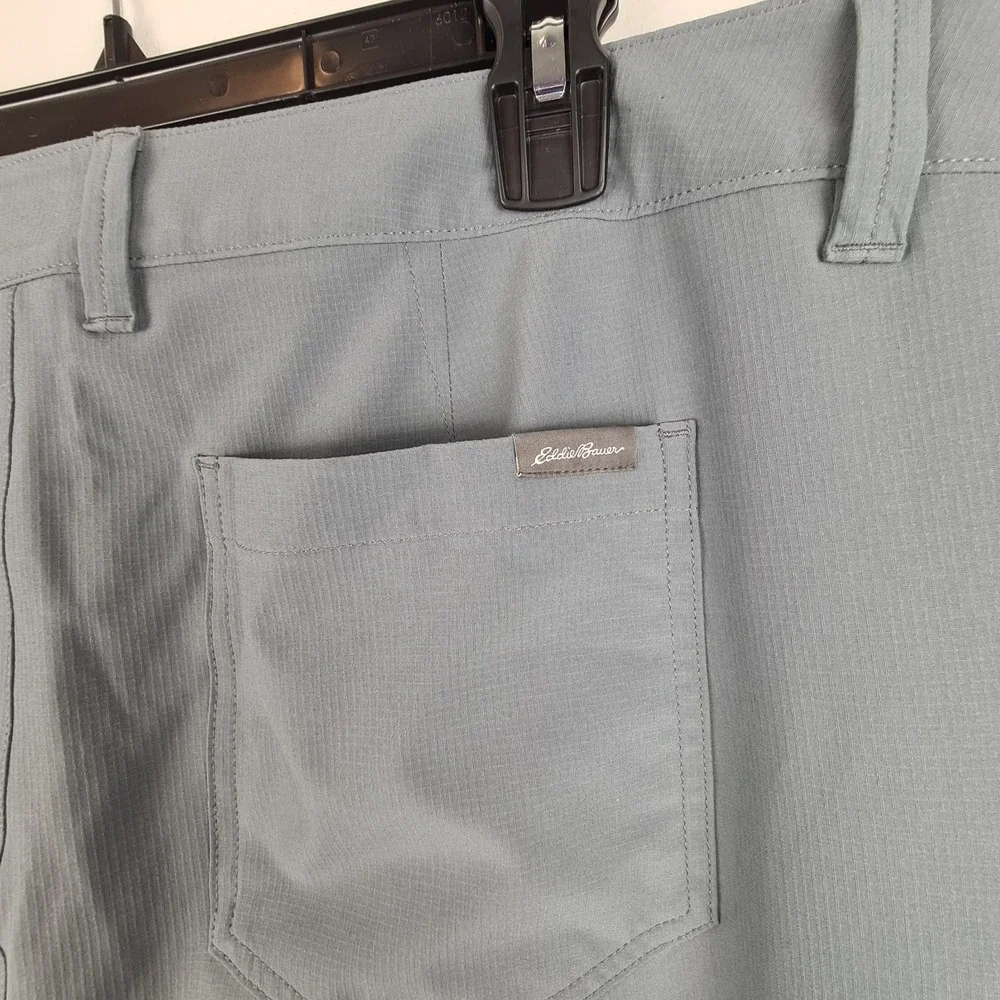 Eddie Bauer Womens Size 16 Ripstop Crop Pants Cargo Pocket‎ Gray Ruching Hiking